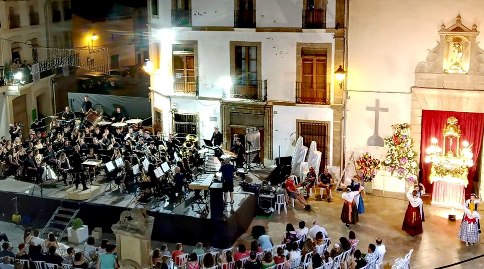 FESTESGATA19: 5-6 AGOST, EXTRAORDINARI I ESPECTACULAR CONCERT DE REVETLA: Unió Musical de Gata