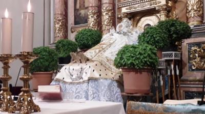 HUI DIA 15 ÉS LA VERGE DE L'ASSUMPCIÓ. (Costums a Gata: alfàbegues i Cant de la Paloma -hui desaparegut-)