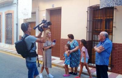 GATA: LA TELEVISIÓ AUTONÒMICA À PUNT REPETIX VISITA A LA MOSTRA D'ART AL VENT (Programa À punt directe 28/8/2019)