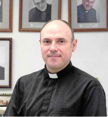 JOSÉ IGNACIO LLÓPEZ, RECTOR DE GATA DE 1997 AL 2004, ARA CLAVARI-DIRECTOR DEL COL·LEGI D'ÒRFENS SANT VICENT FERRER (Col·legi Òrfens Sant Vicent Ferrer, Premi Valencianos para el siglo XXI -LP-)