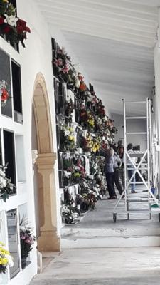 EL CEMENTERI MUNICIPAL DE GATA TÉ CONSTRUÏTS 2.498 NÍTXOLS EN DOS PARTS (en 87 anys)