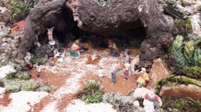 BON NADAL A TOTS ELS SEGUIDORS DEL BLOG. Es dia de tradicions: estrenes, bons desitjos, el putxero,