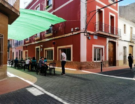 IMATGES CURIOSES: LA FASE 1 DES DE LA FINESTRA DELS QUATRE CANTONS (COVID-19)