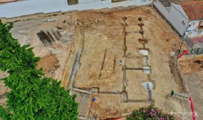 GATA: LES OBRES DEL NOU GIMNÀS ESCOLAR, A BON RITME