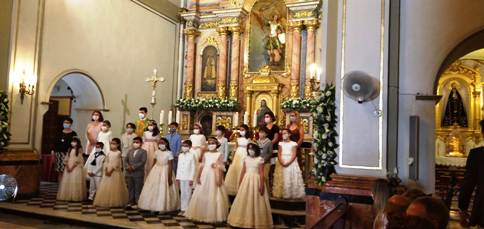 GATA: PRIMER TORN DE PRIMERES COMUNIONS ATÍPIQUES, PEL COVID-19