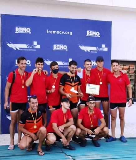 TRES JOVES GATERS (TONI JORRO, JORDI BARCHINO I PAU ALBEROLA), CAMPIONS D'ESPANYA DE LLAÜT MEDITERRANI (pertanyen al CN Dénia)