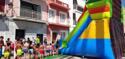 GATA EN FESTES, 5é DIA. DIA DEL XIQUET / FUTBOLÍ / DANSES I RONDALLA / OXÍGEN / CORDÀ. Hui destaquem dies del xiquet d'altres temps