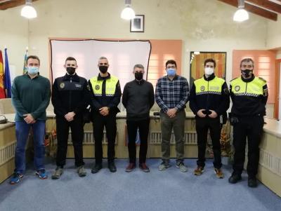 TRES NOUS AGENTS INTERINS DE LA POLICIA LOCAL A GATA