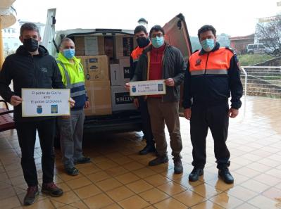 GATA TAMBÉ AJUDA A UCRÀNIA. SOLIDARITAT EN MAJÚSCULES. FINS EL DIA 11 SEGUIRÀ EL PUNT DE RECOLLIDA OBERT