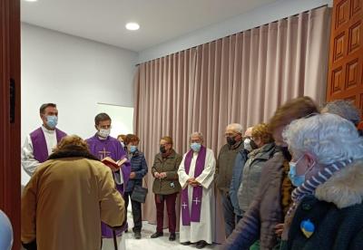 NOVA SALA VETLATORI JUNT A L'ESGLÉSIA PARROQUIAL: ahir va ser beneïda