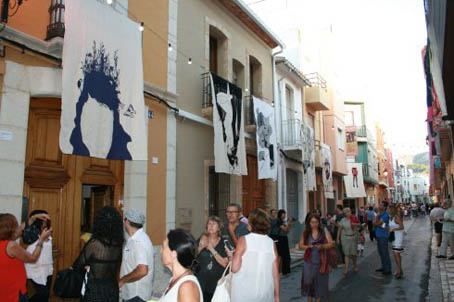 ART AL VENT 2024 PORTA NOVETATS: S'avança un mes l'exposició d'obres de Gata en la seua 21 edició. Serà de l'últim cap de setmana de juny fins el 21 de juliol