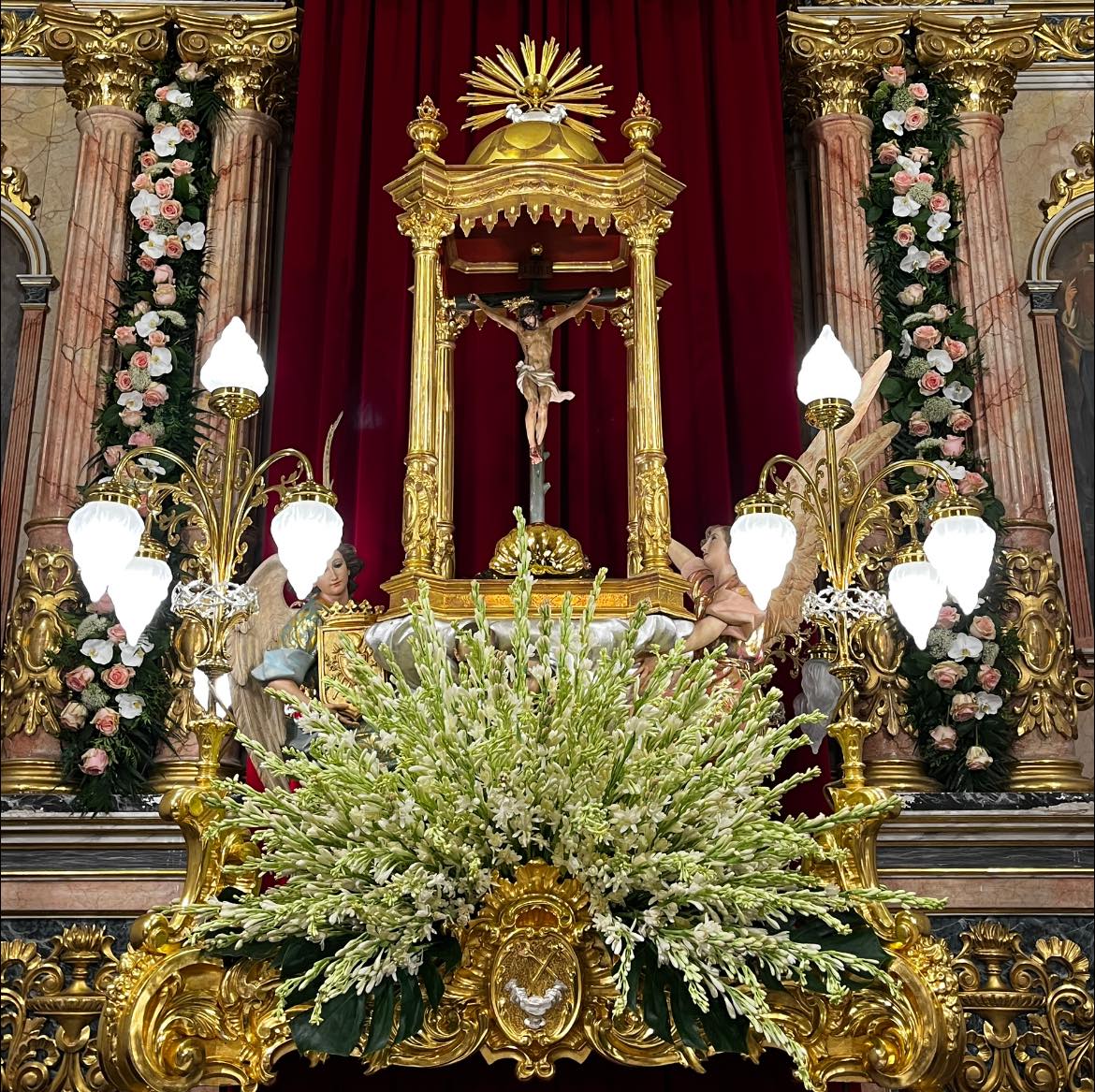 HUI ÉS FESTA MAJOR A GATA: DIMECRES 6 D'AGOST, SOLEMNITAT DEL SANTÍSSIM CRIST DEL CALVARI (Foto Pico Interiorisme)