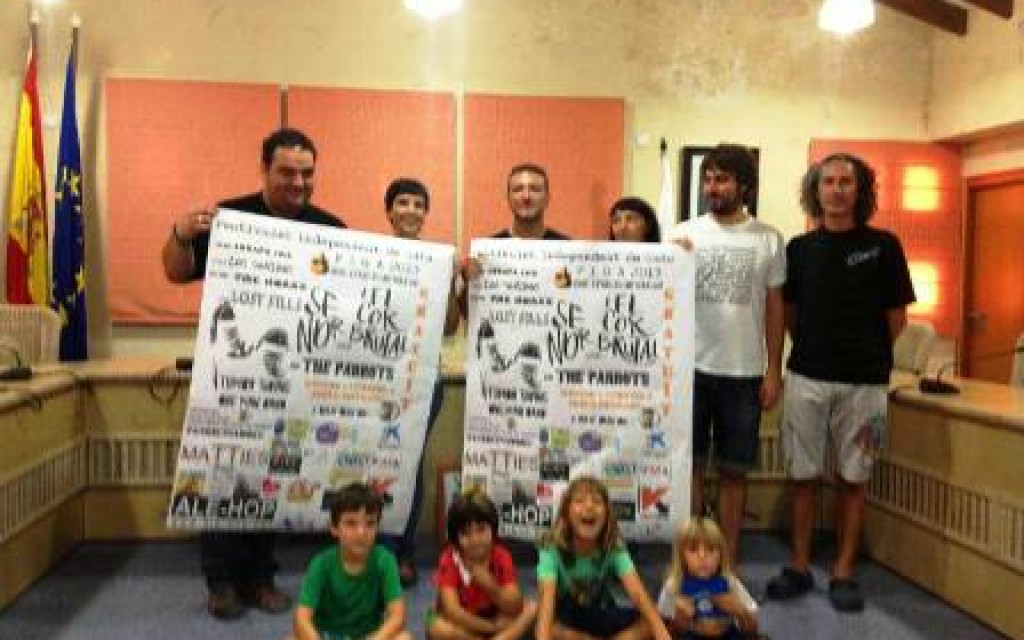 HUI A GATA, XVII EDICIÓ DEL FESTIVALET INDEPENDENT (FIGA). Va començar l'any 2007, el COVID va forçar el paró del 2020 i 2021. Organitza GataFanClub i l'Ajuntament. Parc Enric Valor.