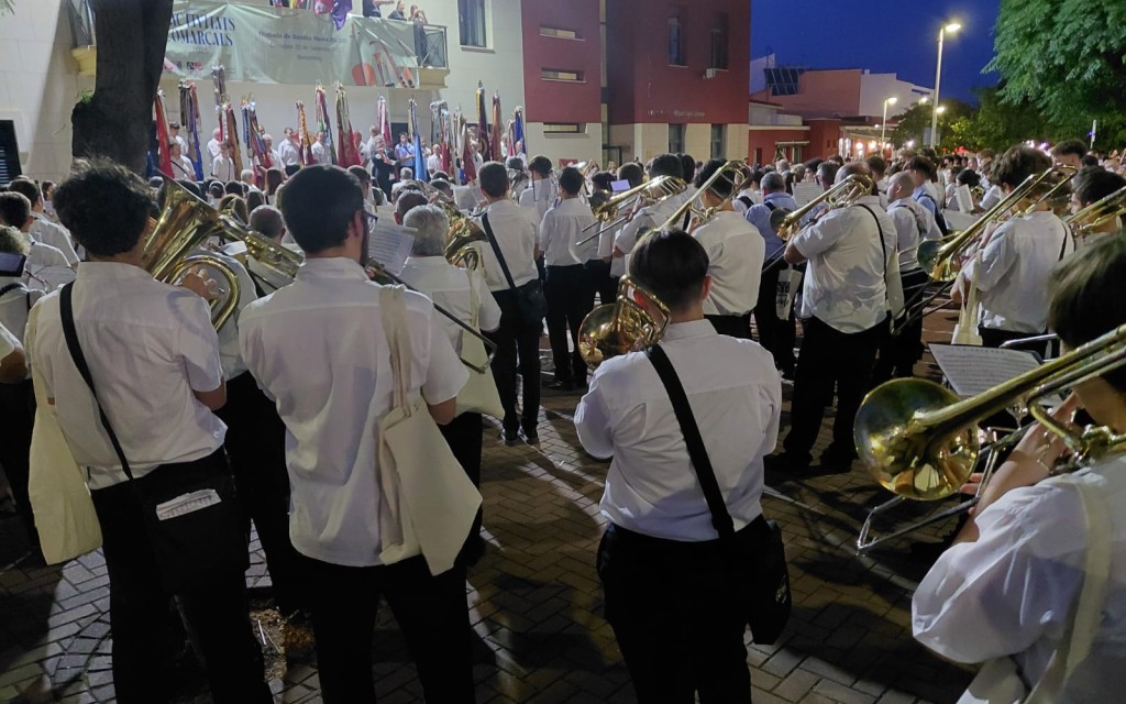 LA UNIÓ MUSICAL DE GATA I L'AGRUPACIÓ MUSICAL CODA PARTICIPEN EN EL CENTENARI DE LA UNIÓ MUSICAL DE BENIARBEIG