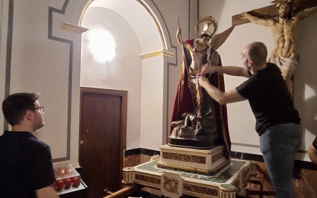 HUI 29 DE SETEMBRE ÉS LA FESTA DEL TITULAR DE L'ALTAR MAJOR DE GATA, SANT MIQUEL ARCÀNGEL. 452 anys de vida parroquial