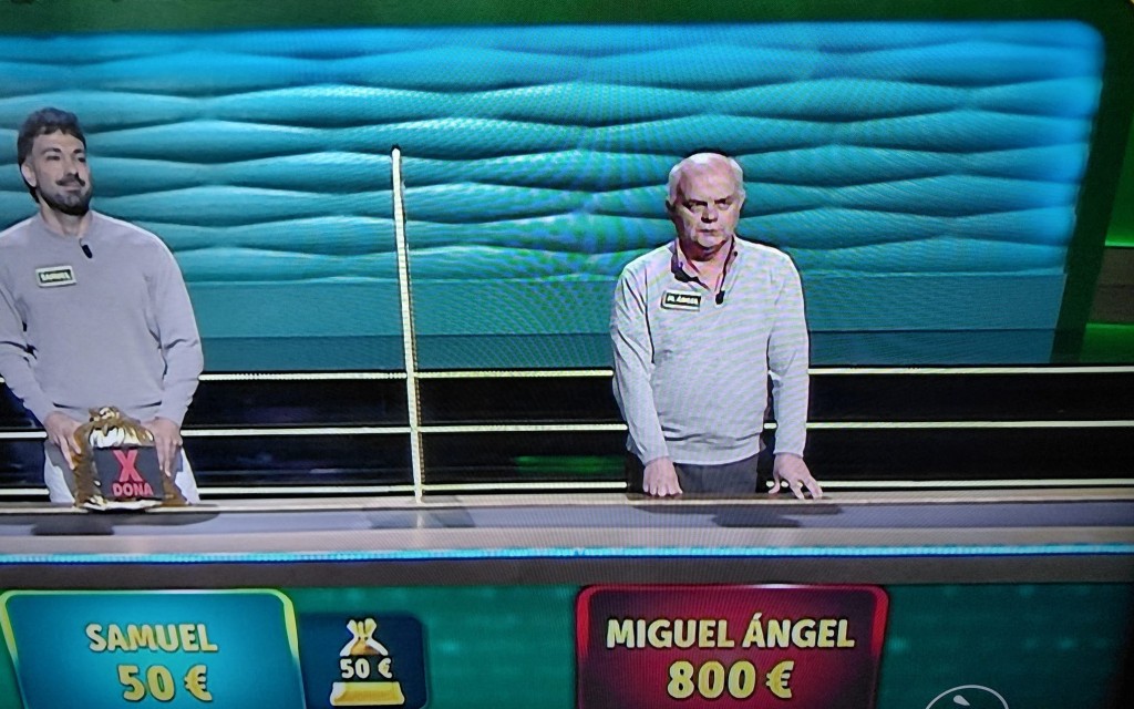 EL VEÍ DE GATA MIGUEL ÁNGEL ESCORTELL MULET, PARTICIPA ESTA SETMANA EN EL PROGRAMA CONCURS DE À PUNT "A LA SACA" (Fotos à punt)