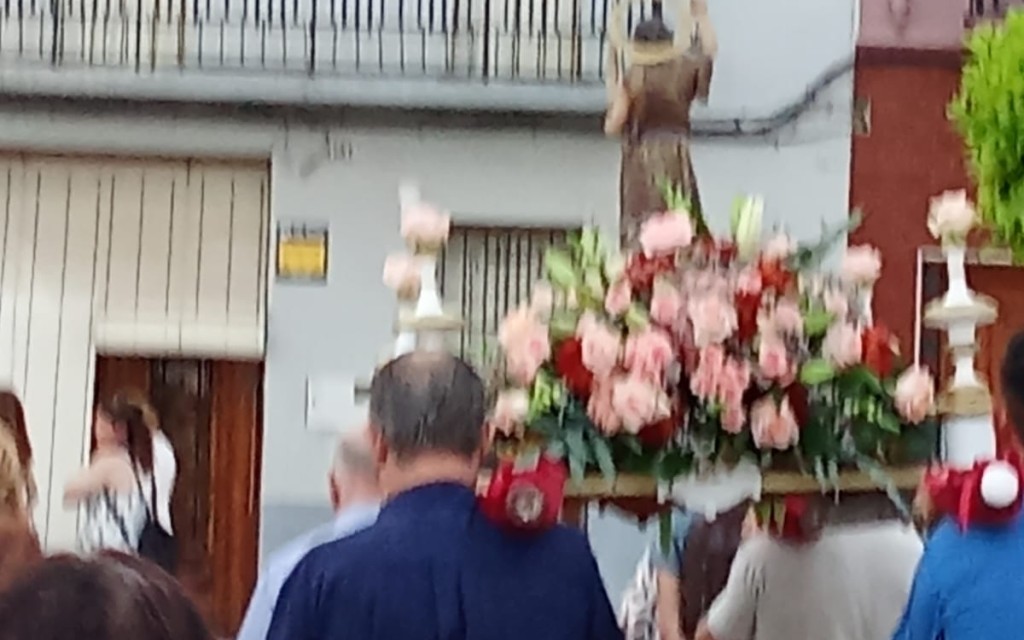 ACABEN AMB ÈXIT LES FESTES PATRONALS DEL BARRI DE LA FONT DEL RIU: Truc, missa, processó, sopar, castellet, foguera i música