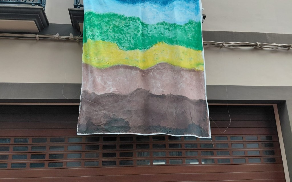 MIRADES URBANES. ART AL VENT 2026 ACABANT. Carrer Doctor Gómez Ferrer. Obres 77 a 80