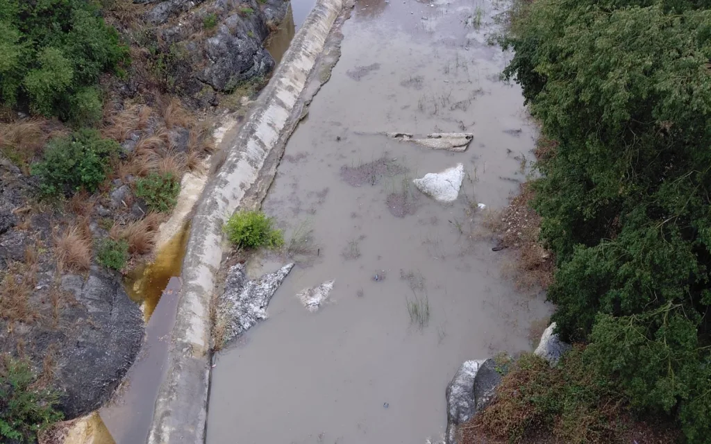 EL REVENTÓ TÈRMIC (ESCLAFIT HUMIT) DEIXA NOMBROSOS INCIDENTS I 17 LITRES A GATA. Demà dimecres pel tardet, l'històric i singular eclipsi de sol. Habilitaran el camp de vol (antic camp de tir)