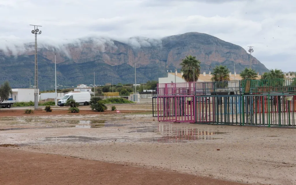 L'EPISODI PLUJÓS D'AHIR DEIXA AL VOLTANT DE 70 LITRES A GATA. Nombrosos raigs i trons