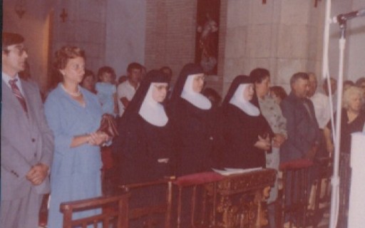 FOTOGRAFIES ANTIGUES...I D'ABANS (Gata en el record) (Nº 1907). PROFESSIÓ SOLEMNE DE SOR MARÍA JOSEFA SIGNES CASELLES, 12-10-1981. Demà rosari i missa a Gata
