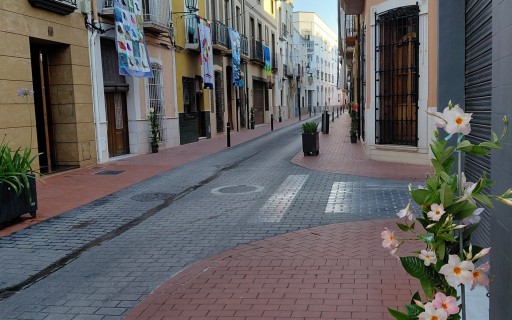 COMENÇA EL PASSEIG: ART AL VENT OBRI HUI LES PORTES, DES DE GATA AL MÓN. Inauguració a les 20 hores