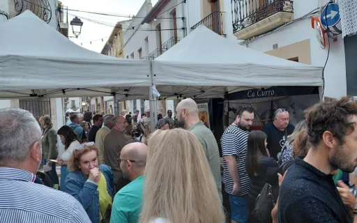SEGUEIX EL BON TEMPS. HUI, TERCER DIA DE LA FIRA GATA AL CARRER. Totes les activitats. A les 17:30 h. faré la ruta a Ermita i Casa de la Lepra (eixida de la Plaça de l'Església),