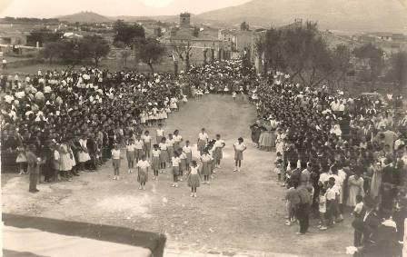 FOTOGRAFIES ANTIGUES (Gata en el record) -27-