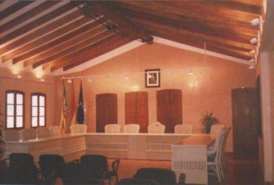 COM ES VA FER? El nou saló de plens de l´Ajuntament ( i IV )