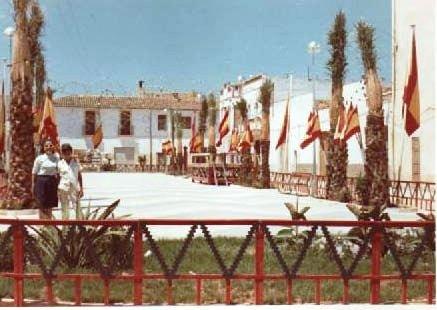 FOTOGRAFIES ANTIGUES (Gata en el record) - 70 -