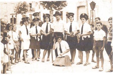 FOTOGRAFIES ANTIGUES (Gata en el record) - 82 -