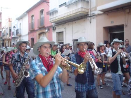 CRÒNICA FESTERA: Resum dels quatre dies. Les festes al diari