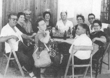 FOTOGRAFIES ANTIGUES (Gata en el record) -132-(la d´ahir dilluns)