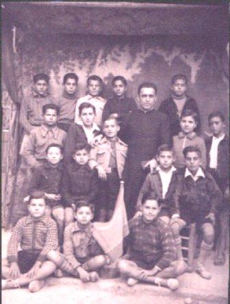 FOTOGRAFIES ANTIGUES (Gata en el record) -141-