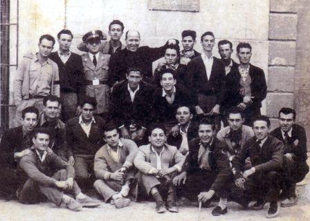 FOTOGRAFIES ANTIGUES (Gata en el record) - 142 -