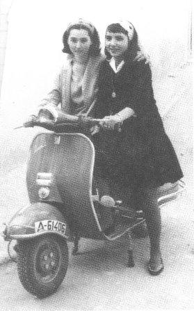 FOTOGRAFIES ANTIGUES (Gata en el record) - 149, d´ahir dijous -