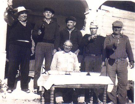 FOTOGRAFIES ANTIGUES (Gata en el record) - 174 -(la d´ahir, dia 4).