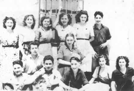 FOTOGRAFIES ANTIGUES (Gata en el record) -214-