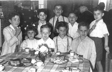 FOTOGRAFIES ANTIGUES (Gata en el record) -244-