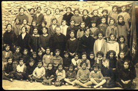 FOTOGRAFIES ANTIGUES (Gata en el record) -245-