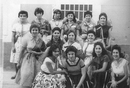 FOTOGRAFIES ANTIGUES (Gata en el record) -260-