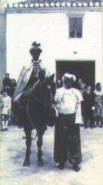 HISTÒRIA DELS REIS A GATA: De la parròquia al balcó de Don Julián. ( II )