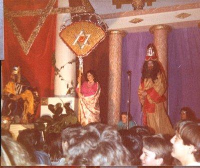 FOTOGRAFIES ANTIGUES (Gata en el record) -267, la d'ahir-