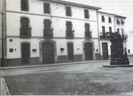 FOTOGRAFIES ANTIGUES (Gata en el record) -274, la de hui-.