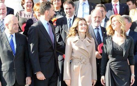 L'ALCALDESSA REP EL PREMI PER A GATA DE CIUTAT DE LA CIÈNCIA I LA INNOVACIÓ