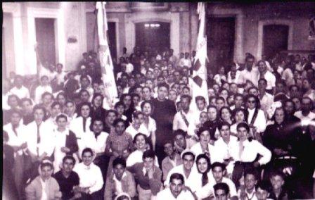 FOTOGRAFIES ANTIGUES (Gata en el record) -296-