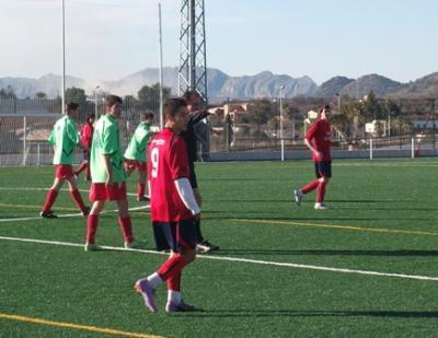 DEMÀ JUGUEN ELS DOS GORGOS: majors i juvenils.