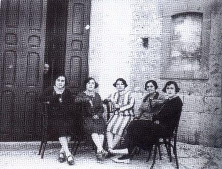 FOTOGRAFIES ANTIGUES (Gata en el record) -325-