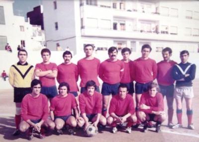 FOTOGRAFIES ANTIGUES (Gata en el record) -332-