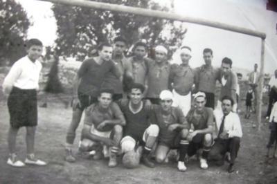 FOTOGRAFIES ANTIGUES (Gata en el record) -333-